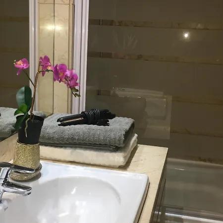 Διαμέρισμα Claustro Francesas Siglo Xv