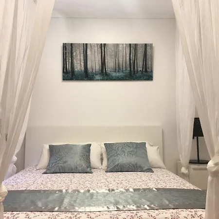 Claustro Francesas Siglo Xv * Βαγιαδολίδ