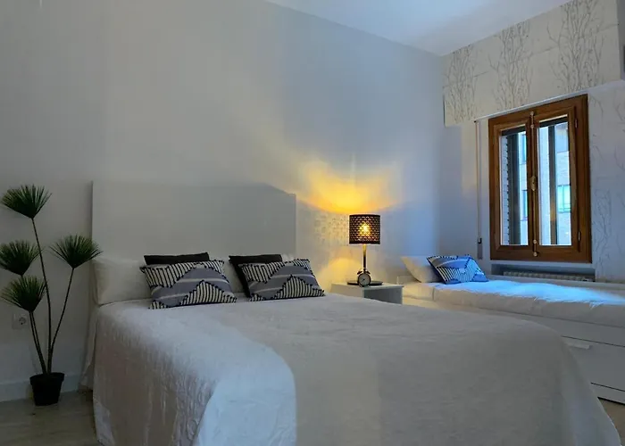 Claustro Francesas Siglo Xv *